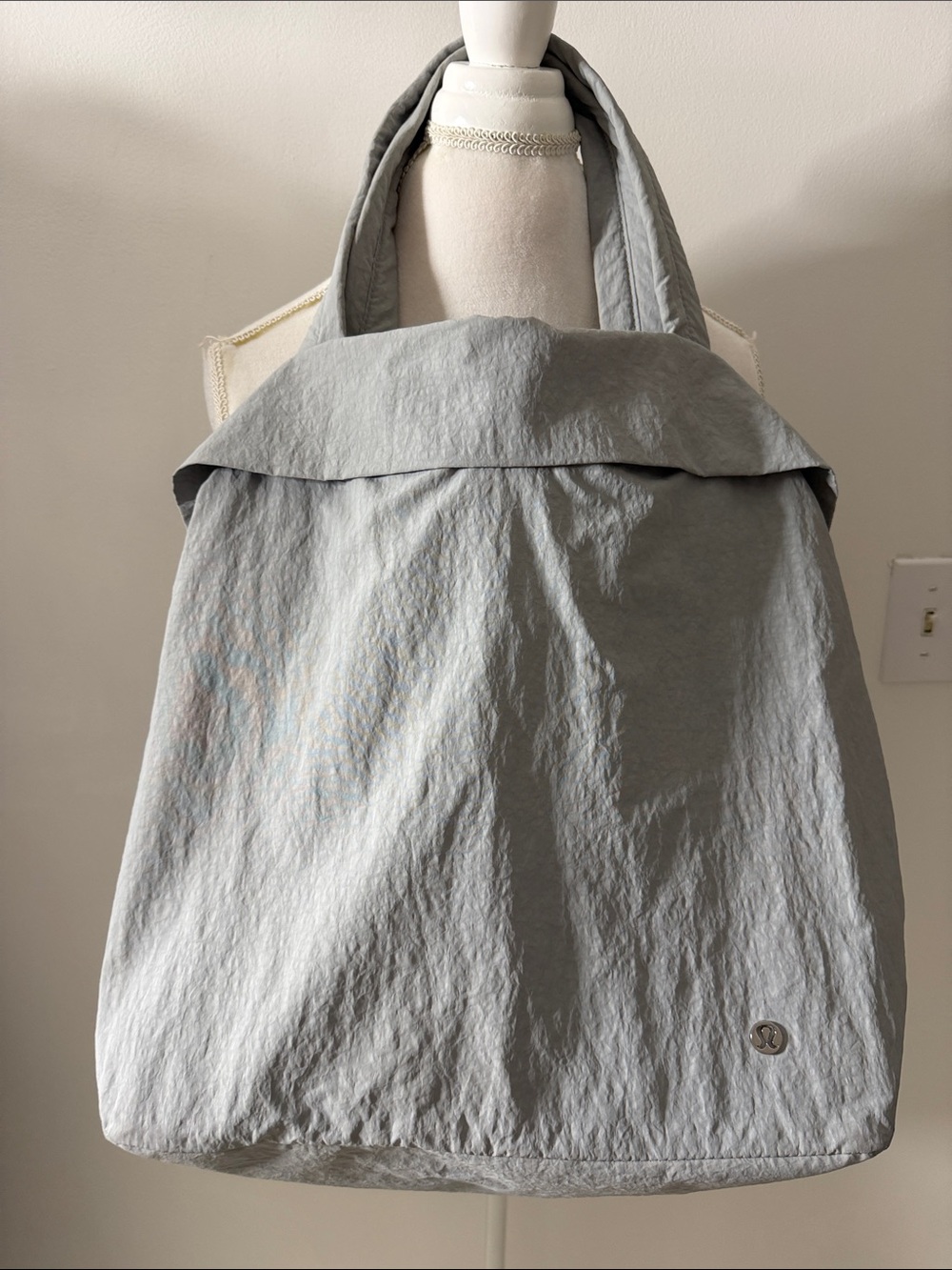 LULULEMON, on my level Light Gray Tote Bag